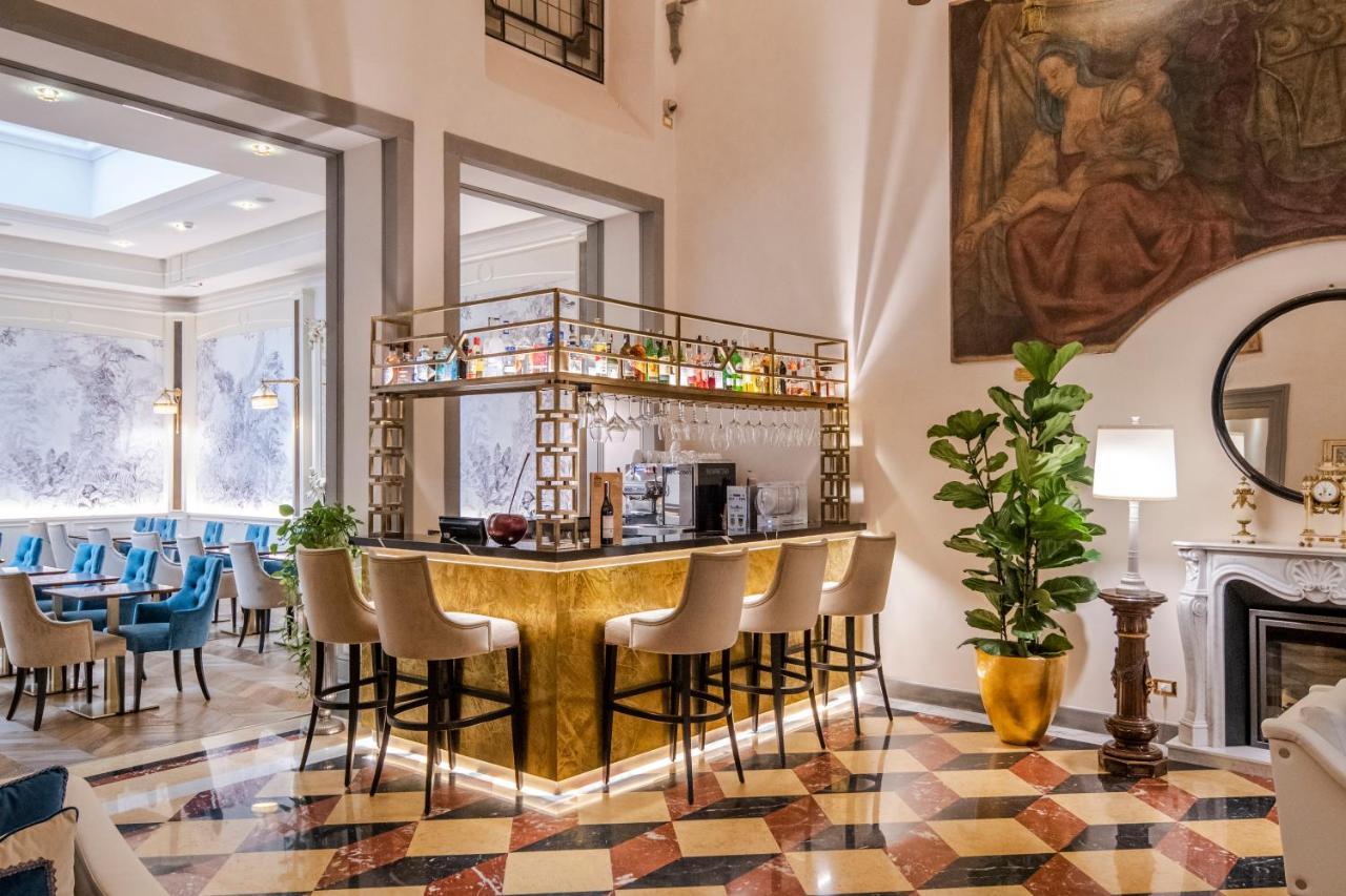 Golden Tower Hotel & Spa Флоренция Экстерьер фото The bar at the hotel